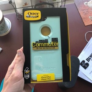 Iphone 8 Plus/ Iphone 7 plus Otterbox phone case